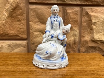 Figurka Porcelana B228