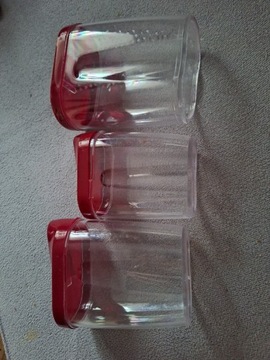 3 pojemniki plastikowe średni i male