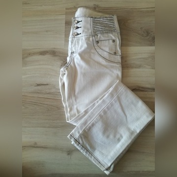 Białe spodnie damskie bonprix r 36