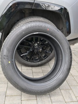 Opony letnie Brigestone Alenza 235/55 R19 kpl. 