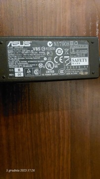 Zasilacz Asus N17908 V85 19V-2.1A