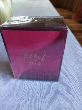 Perfumy Avon Far Away Rebel &  Diva