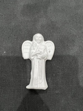 Aniołek z gipsu, figurka