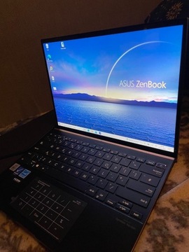 Asus Zenbook S UX393 14 calowy, i7 10th gen, 16 GB