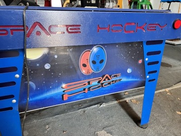 Automat zarobkowy - Space Hockey