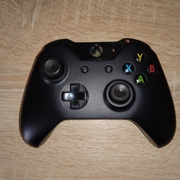 Oryginalny Pad  Microsoft do Xbox One Hall Effect