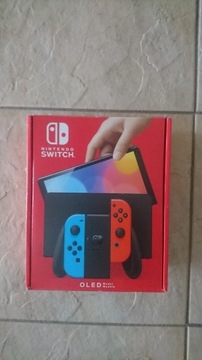 Konsola Nintendo Switch OLED pudełko