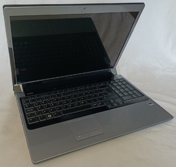 Laptop Dell Studio 1737 C2D T9400 2GB SPRAWNY
