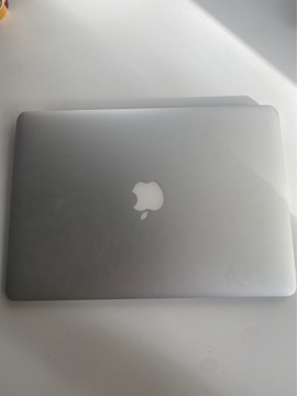 MacBook Air 13 (2016)