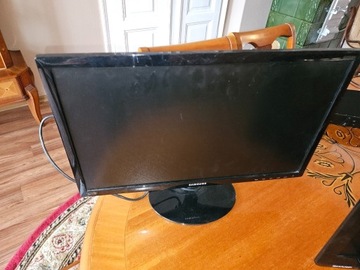 monitory LCD