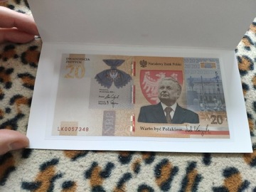 Banknot 20 zł Lech Kaczyński NBP + folder 