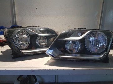 VW AMAROK LAMPA REFLEKTOR PRAWY LEWY