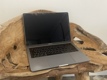 Apple MacBook Pro A1989 EMC3358