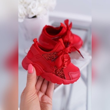 Brokatowe adidaski dziewczęce czerwone