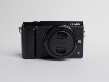 Panasonic Lumix DMC-GX80 z obiektywem 12-32