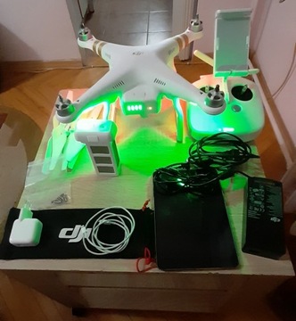 Bogaty zestaw Dji Phantom 3 advanced dron