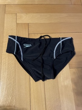 Kąpielówki Speedo + Nabaiji r. 128-134 lub 6-8 lat