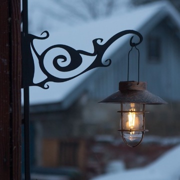 BAJKOWY WIESZAK LOFT NA DONICE KWIATY LAMPKI