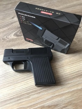 Zapalniczka pistolet z magazynkiem 