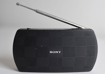 Małe radio Sony SRF-18 ładny stan