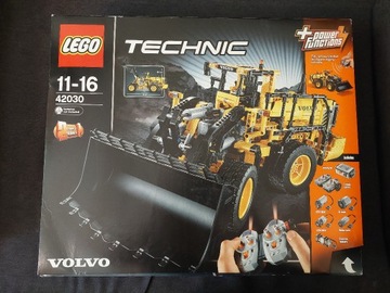 LEGO 42030 Volvo L350F Wheel Loader Nowe