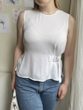 Biała cienka letnia bluzka z klamrą Zara woman s