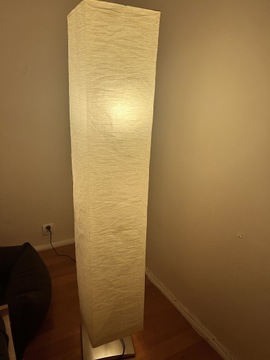 Lampa podłogowa 