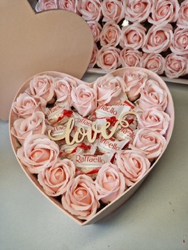 Box serce róże mydlane raffaello urodziny imieniny dzień matki