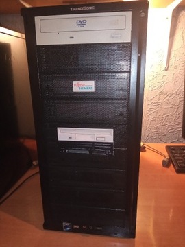 Komputer PC amd phenom ii x4 940,ram8gb, geforce g