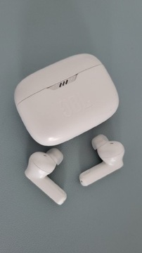 Słuchawki JBL TUNE230NC TWS