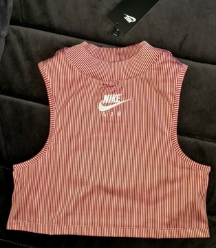 Top Nike