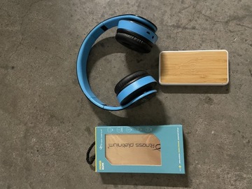 Zestaw powerbank x2 słuchawki bezprzewodowe