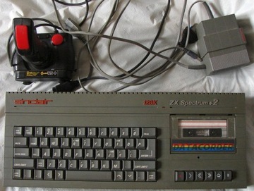 Sinclair ZX Spectrum +2 128k "SZARAK" + joystick 