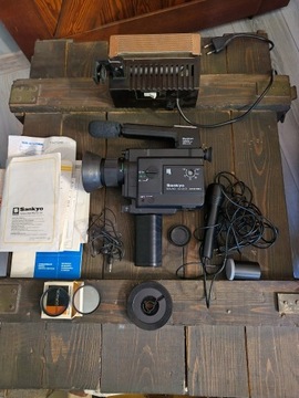 Kamera Sankyo Sound xl-210 z lat 70/80-tych. 