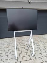 Microsoft Surface 2S Hub  Monitor Komputer  50" 