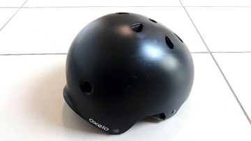 czarny kask dziecięcy OXELO Play 5 SK564 55-58 cm 