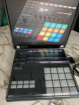 Native Instruments Machine MK3 sampler