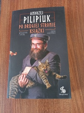 Andrzej Pilipiuk - Po drugiej stronie książki