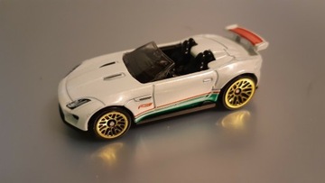 Hot Wheels Jaguar '15 F-type Project 7