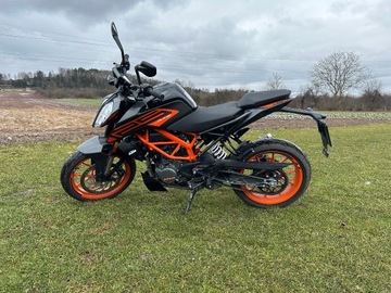 Motocykl Ktm IS Duke