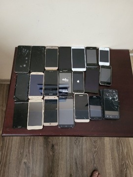 Duży zestaw telefonów komórkowych w różnych stanach 
