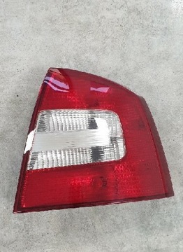 Lampa skoda octavia prawy tył