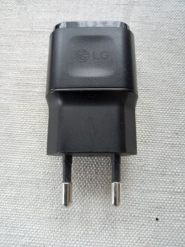 LG zasilacz ładowarka  USB 5V 0,85A