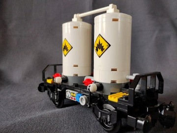 LEGO train wagon towarowy podwójna cysterna 