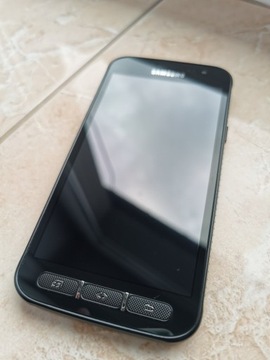 Telefon Samsung xCover 4 + ładowarka