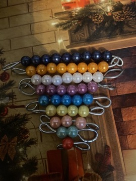 Kolorowe perły- Montessori. 