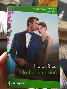 Harlequin Światowe życie extra "Na fali uniesień"