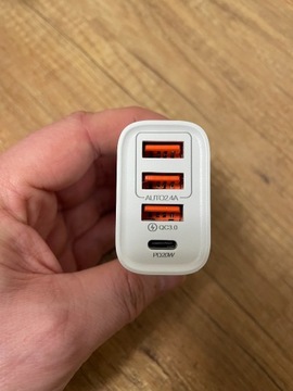 Ładowarka do telefonu USB, USB-C