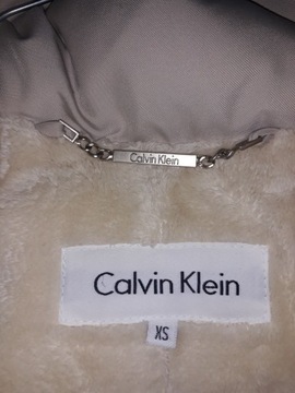 Zimowa kurtka pikowana Calvin Klein