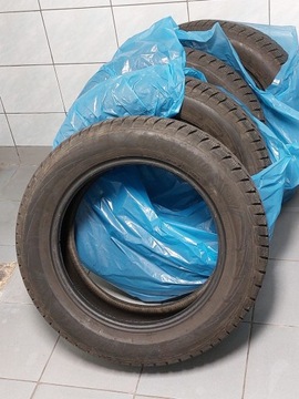 4 opony zim. Goodyear Ultragrip 225/60/R18 2019 r.